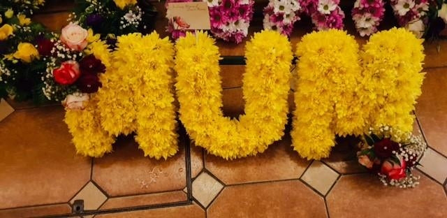 MUM Lettering