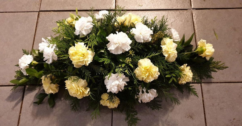 White and Yellow Spray